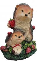 Ежи с клубникой